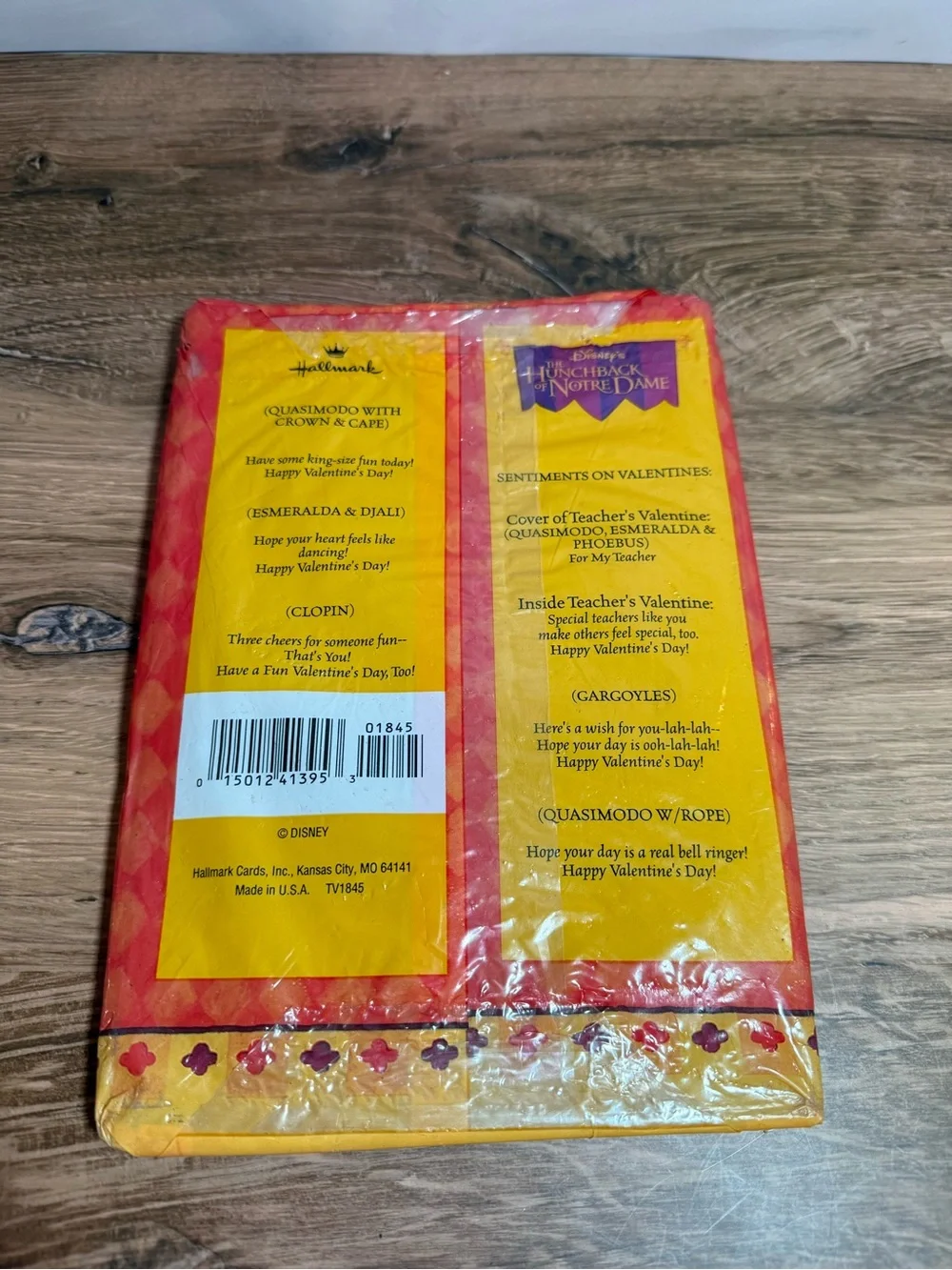 Vintage 1996 Disney Hunchback Hallmark Valentines 30 Pack
